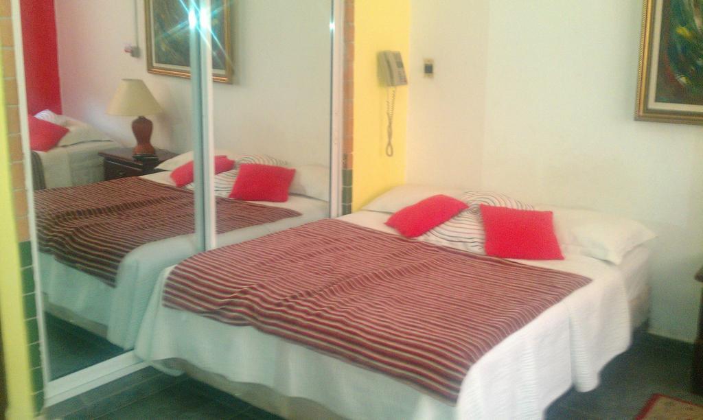 Hotel Navarro Santo Domingo Phòng bức ảnh